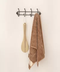 MG794 Wall Hanger with 8 Metal Balls